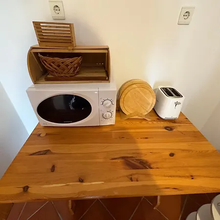 Terezia Vendeghaz ティハニ