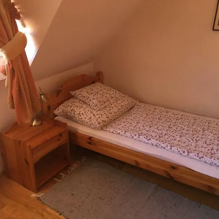 Terezia Vendeghaz Тихань